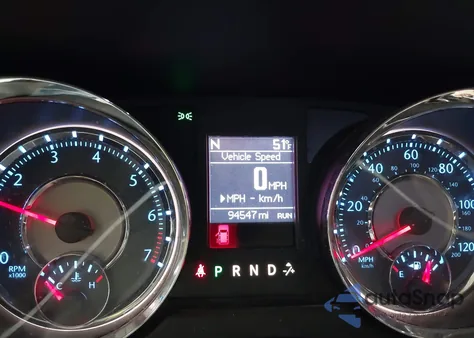 2013 Chrysler Town & Country Touring z USA, uszkodzony, nr VIN 2C4RC1BG6DR777891